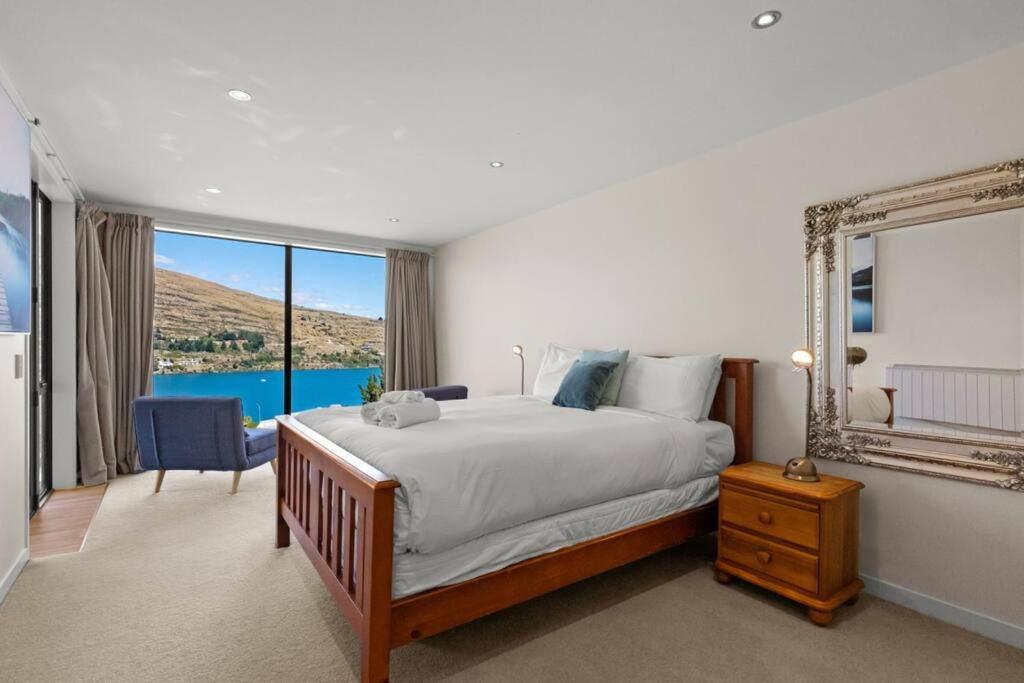 4 Bedroom Stunning Modern Family Home Queenstown Eksteriør bilde